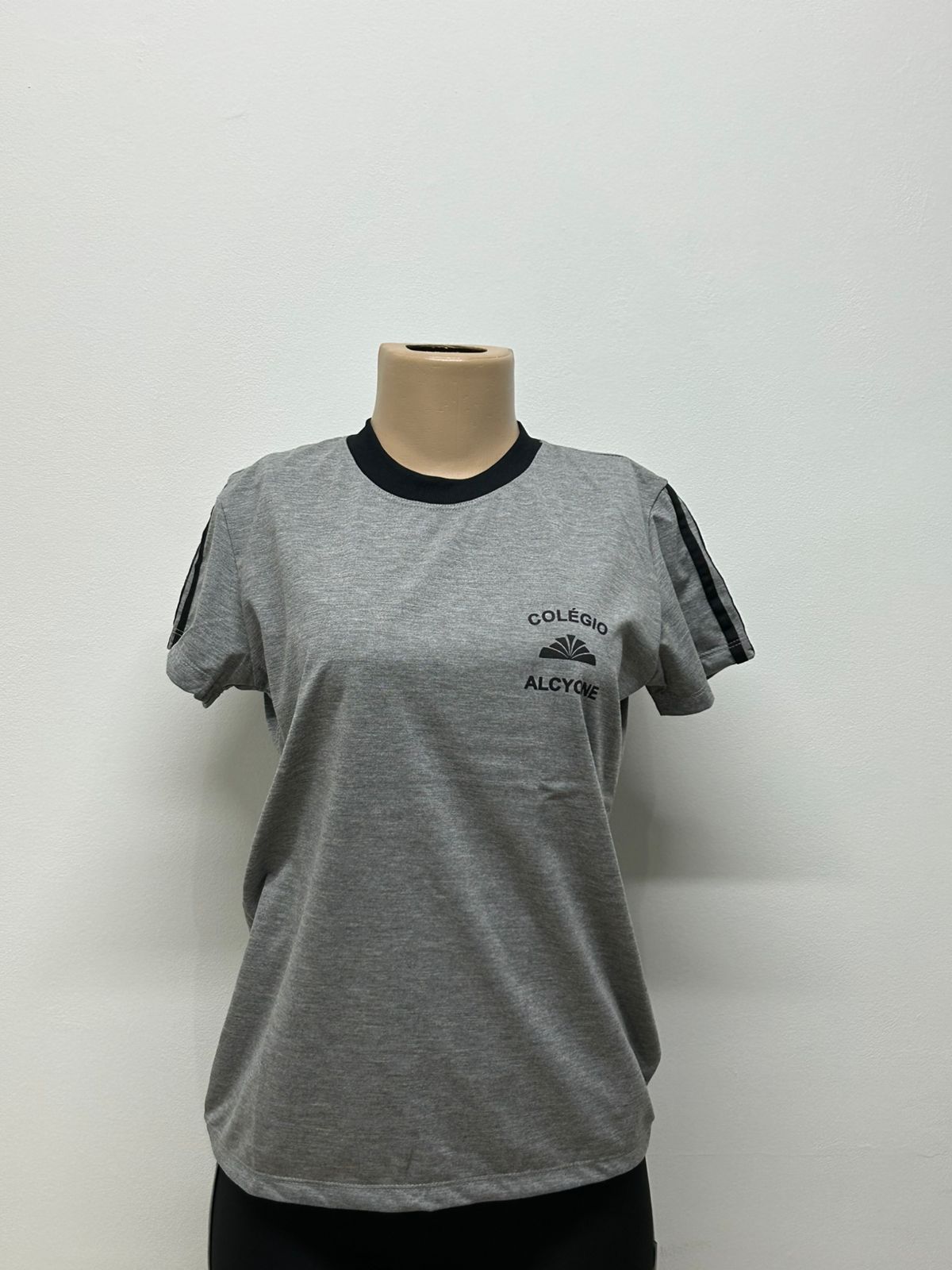 Camiseta feminina manga curta Alcyone