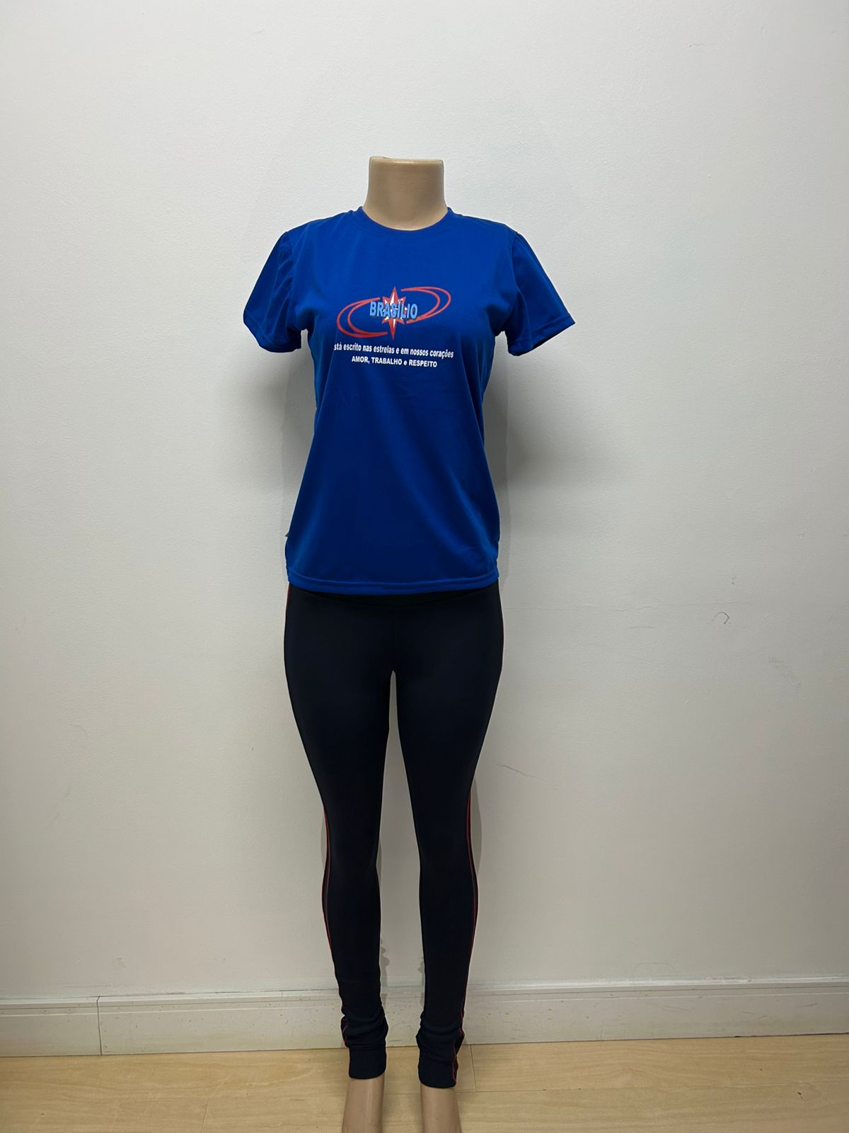 Camiseta Feminina Brasilio Vicente de Castro